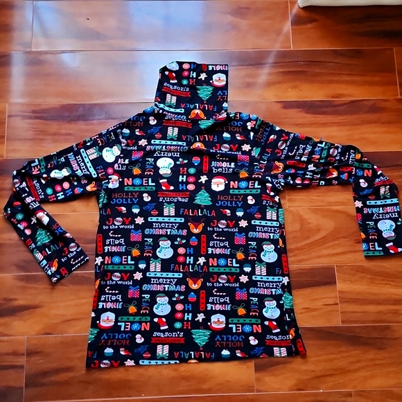 EUC Alison Andrews turtleneck top🎅🎅🎅 Runs large - Picture 3 of 7